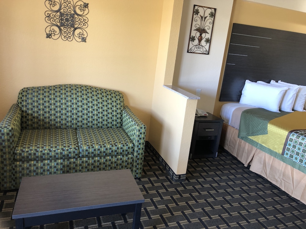 Homegate Inn And Suites West Memphis Ar 15/25