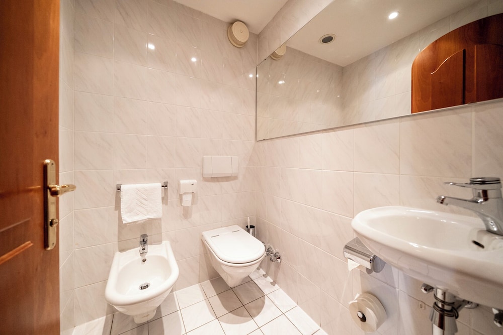 Harmonys Hotel Kirchheimerhof 44/50