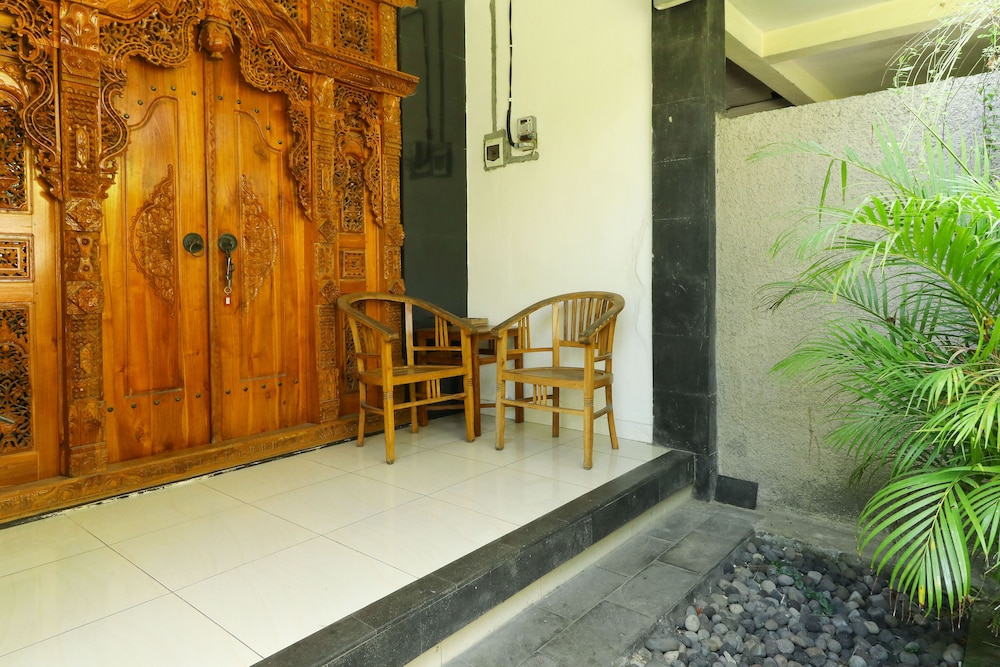 Legian Mas Beach Inn 10/19