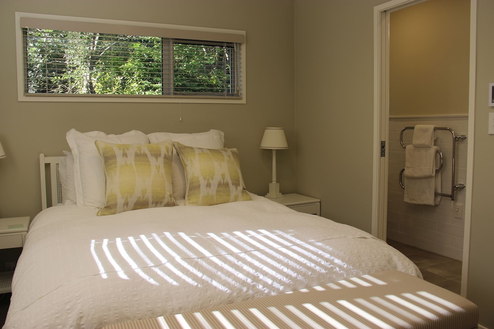 Tongariro Lodge 27/75