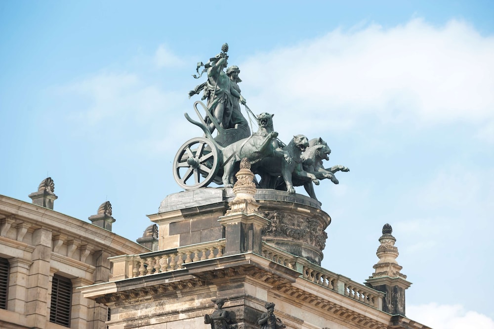 Dorint Hotel Dresden 3/50