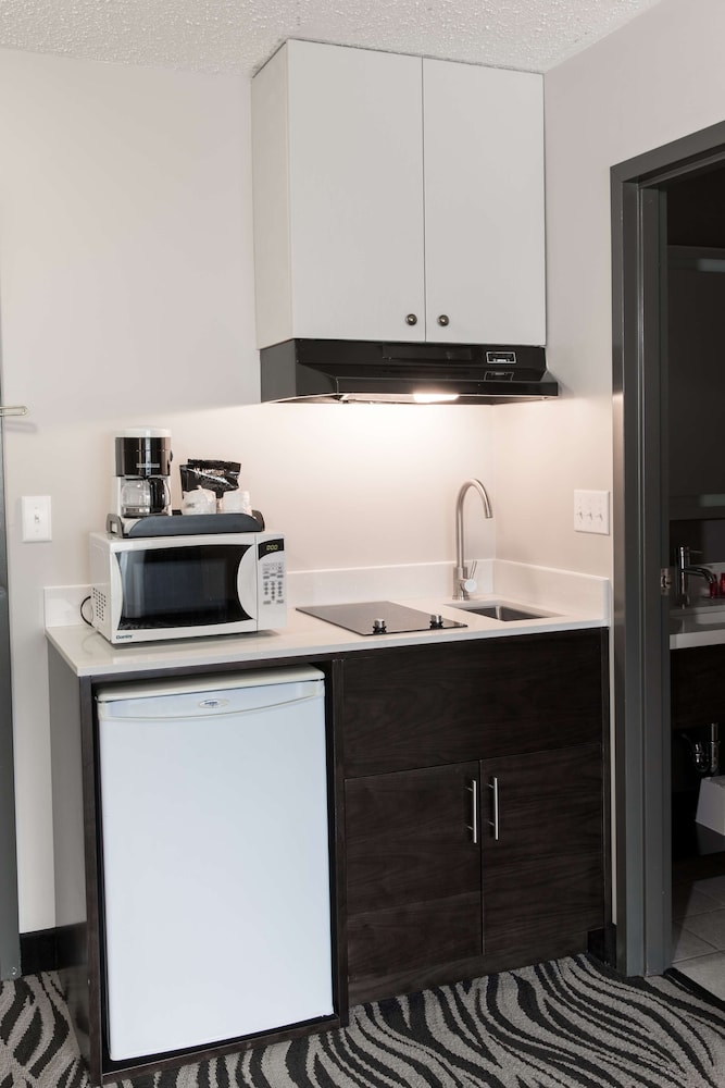 SureStay Hotel by Best Western Castlegar 39/44