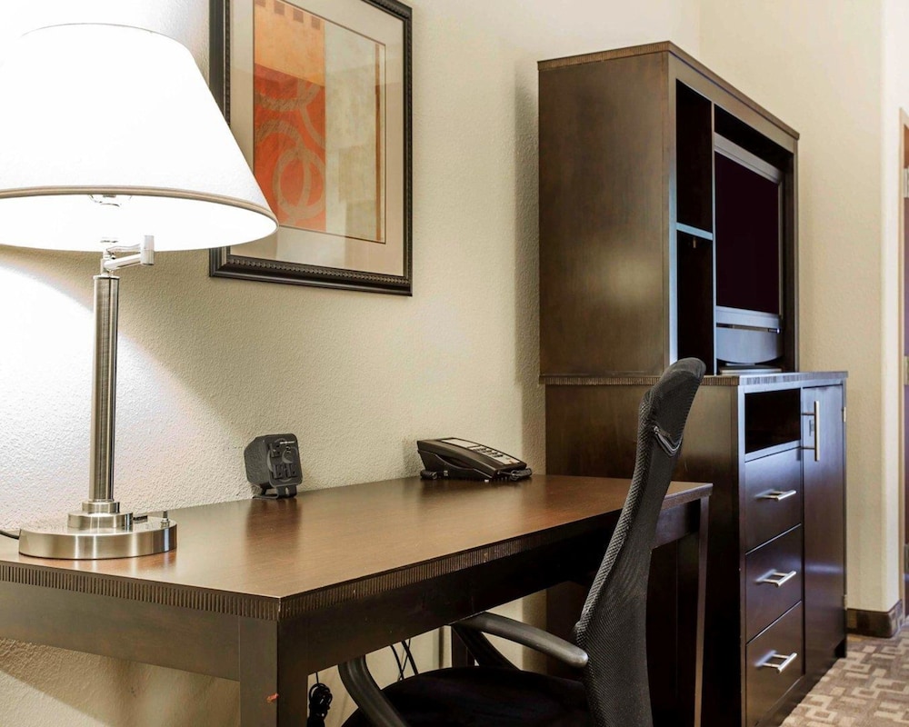 Comfort Suites At Kennesaw State University 43/47