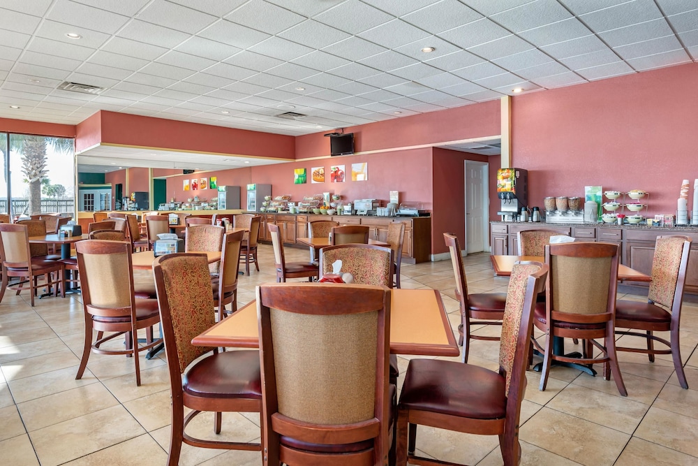 Quality Inn & Suites Palatka Riverfront 28/47