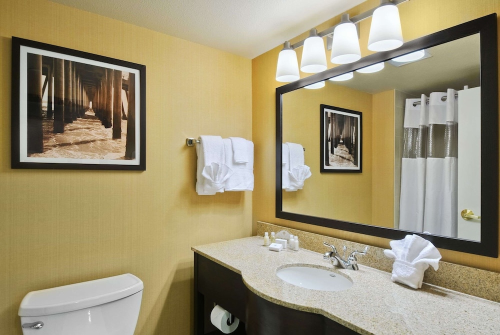 Comfort Inn & Suites Frisco East - McKinney 63/65