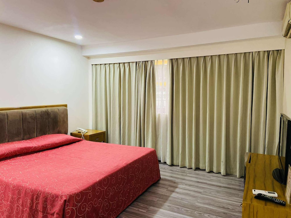 Bayfront Hotel Subic 13/41