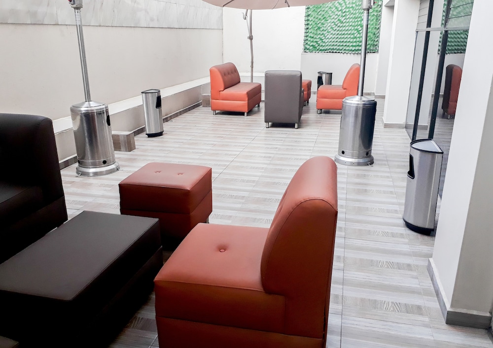 Hotel & Suites PF 31/43