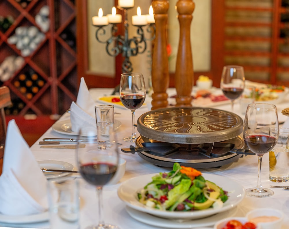 Olivers Restaurant And Lodge 59/71