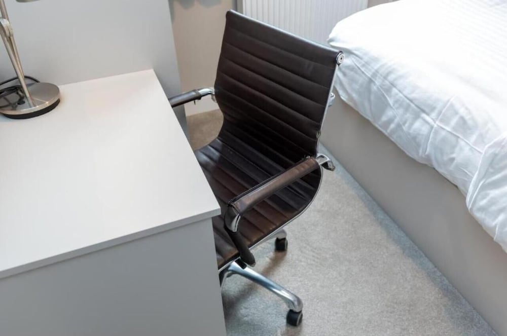 Uno Hotel Heathrow Windsor 20/28