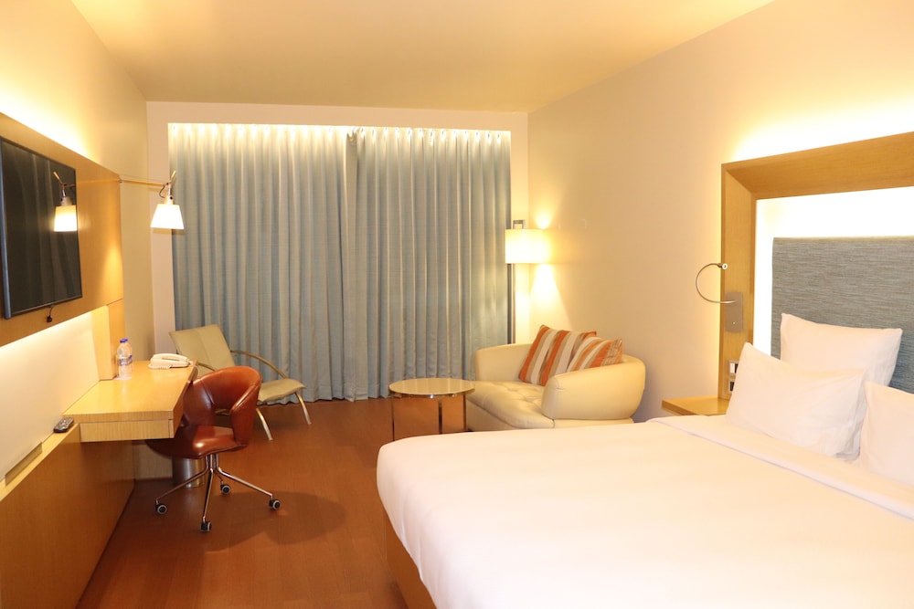 Novotel Visakhapatnam Varun Beach Hotel 10/75