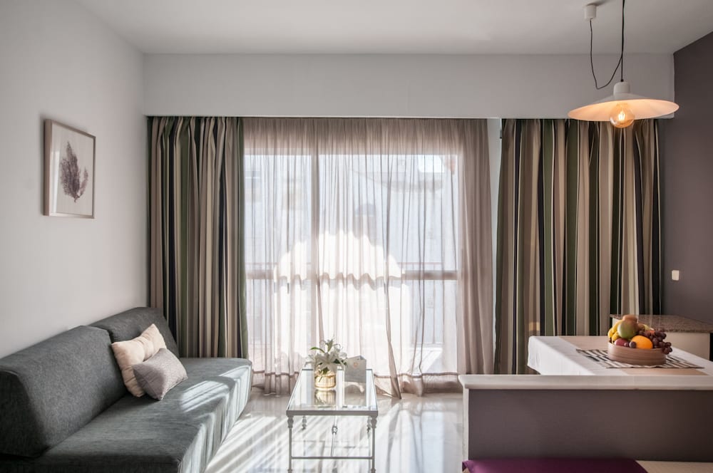 Occidental Puerto Banus 52/75