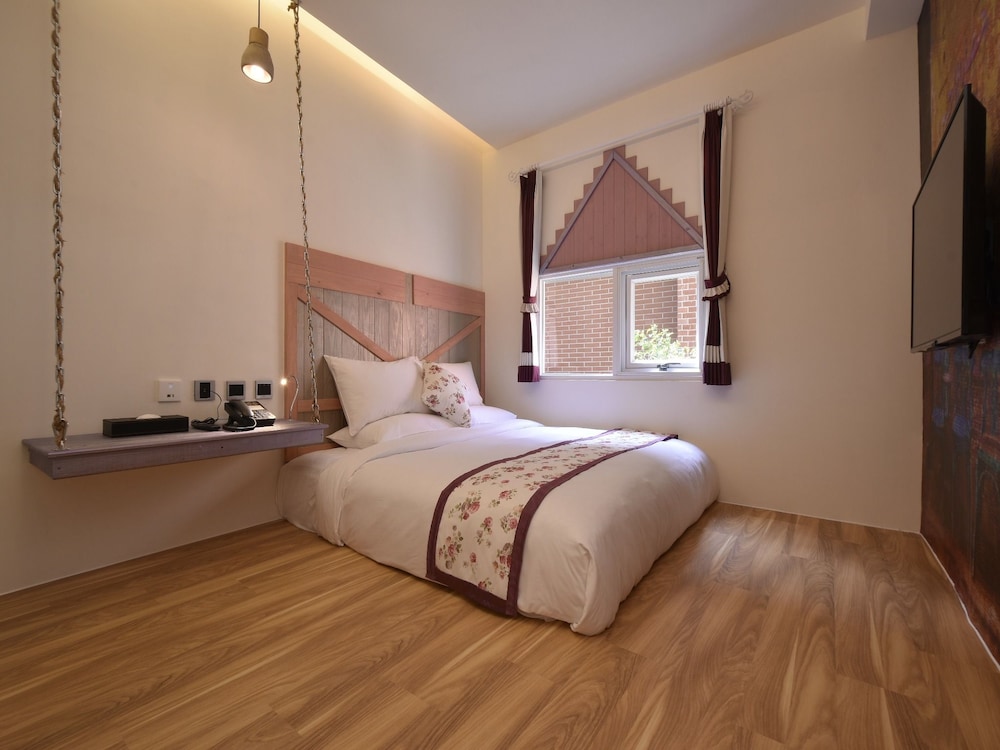 Dg Hotel 13/50