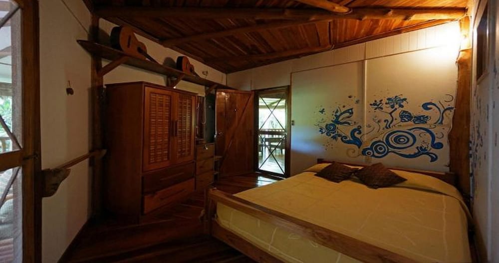 Tropico Latino Hotel 33/74