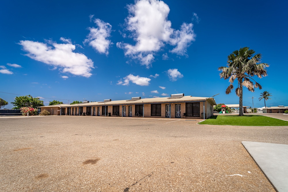 Carnarvon Motel 5/60