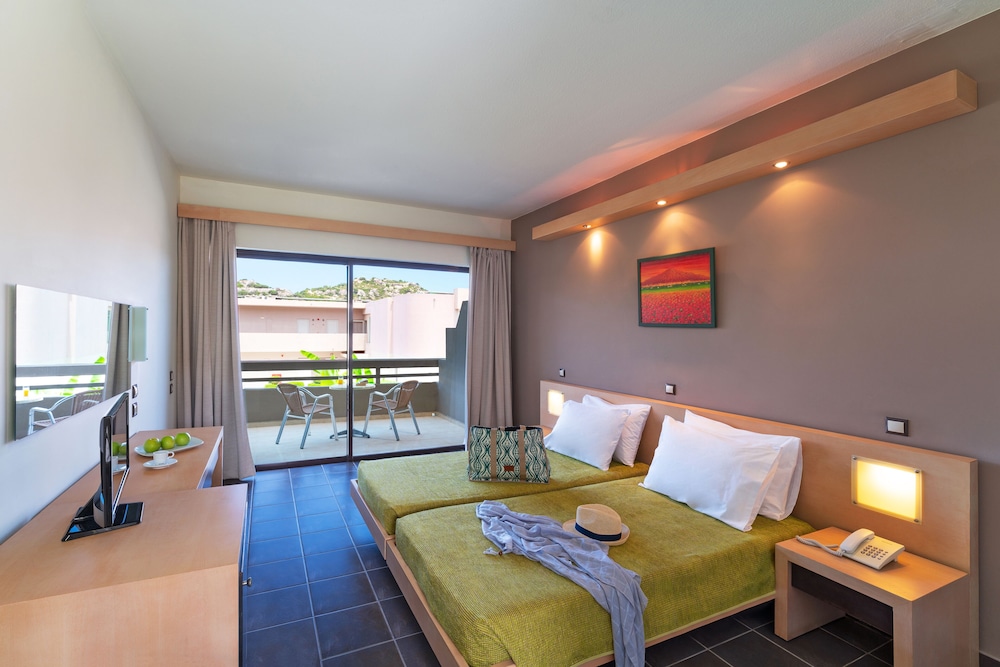 DOUBLE ROOM CLASSIC GARDEN VIEW