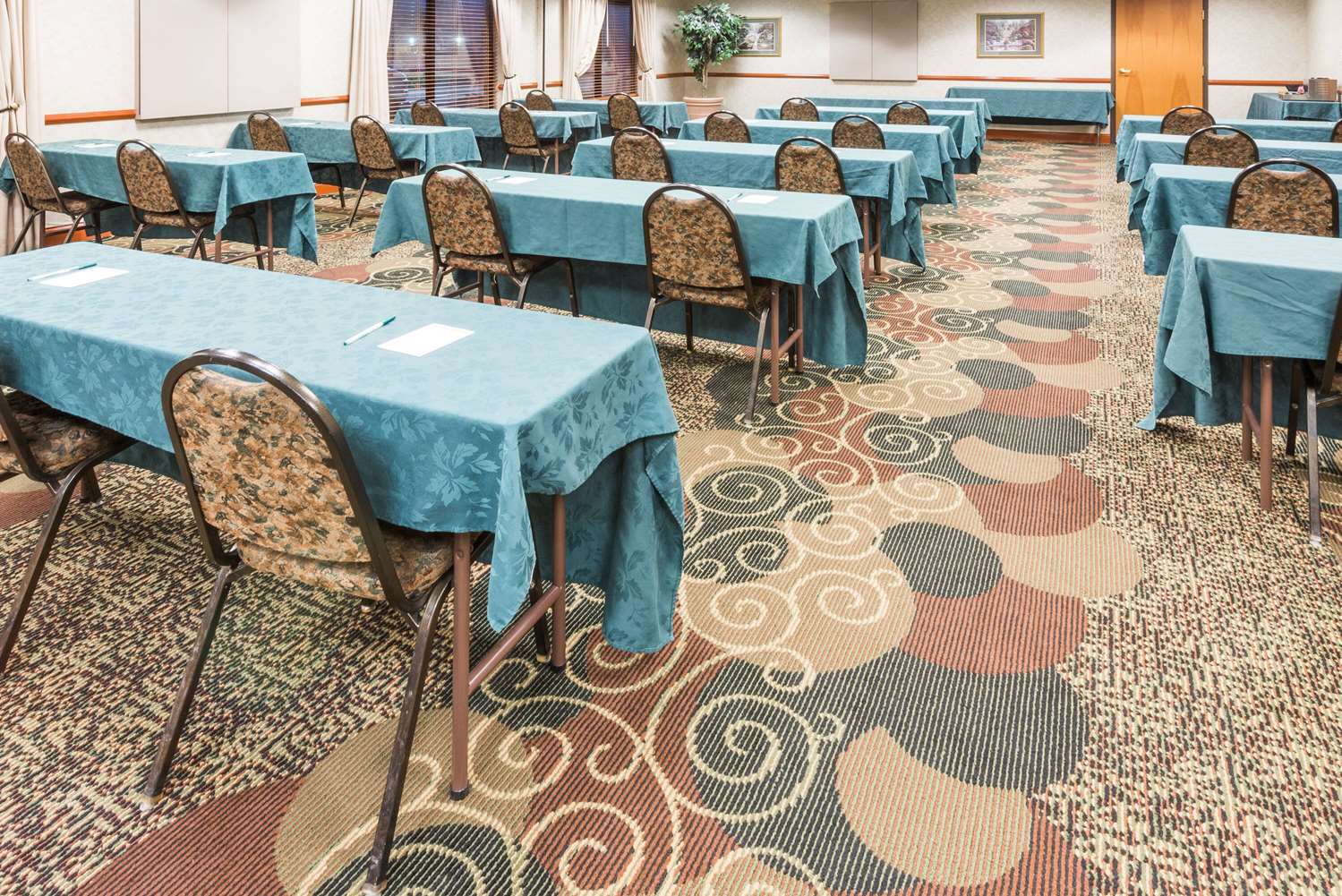 Wingate by Wyndham Indianapolis Airport-Rockville Rd 23/25
