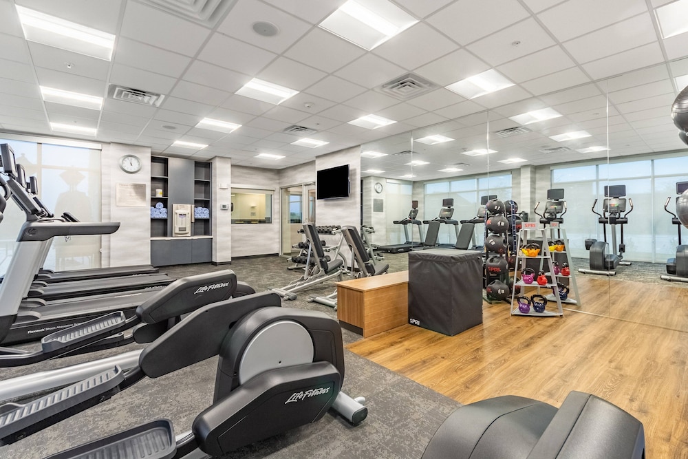 Fairfield Inn & Suites by Marriott Dallas DFW Airport North Coppell Grapevine 24/39