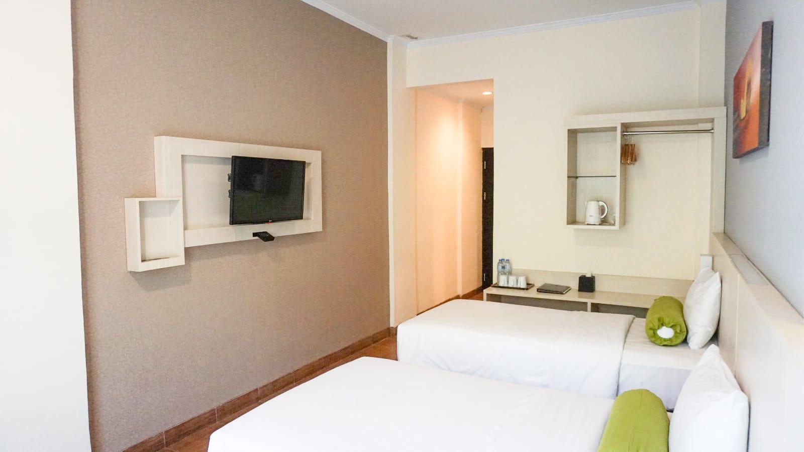 Superior, Twin Beds