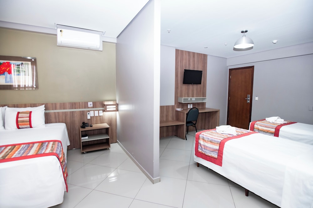 PAIAGUAS PALACE HOTEL 22/67