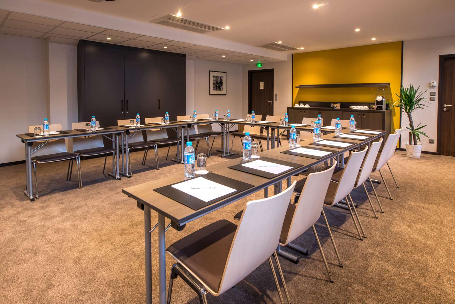 Best Western Premier Hotel De La Paix 35/43