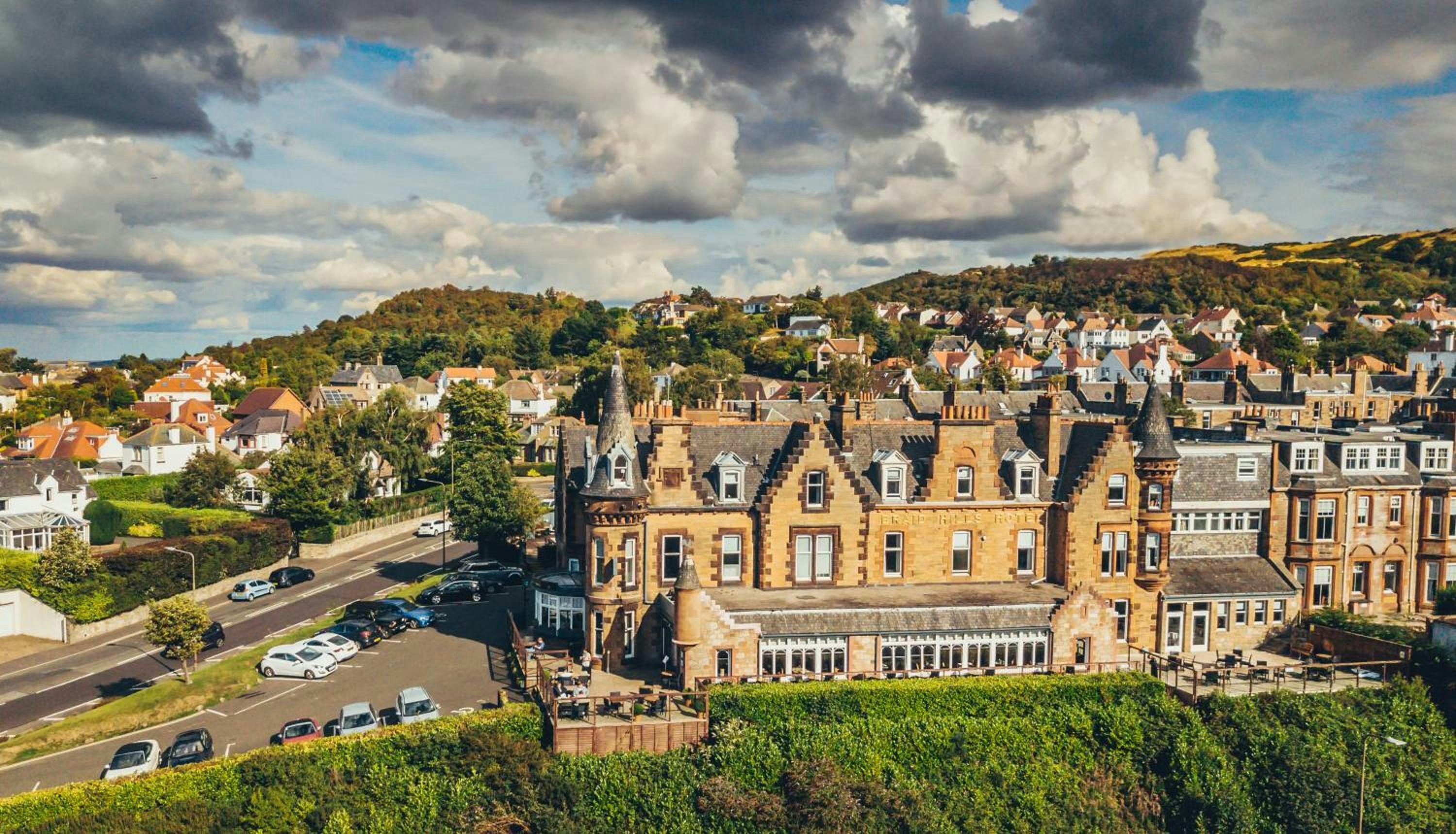 Braid Hills Hotel 36/37