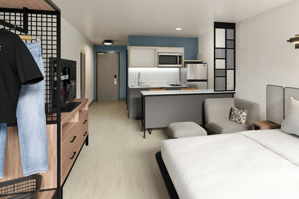 StudioRes by Marriott Fort Myers Airport 7/21