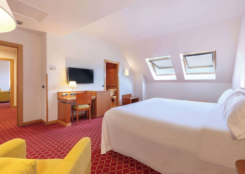 Hotel Zentral Leon 15/66