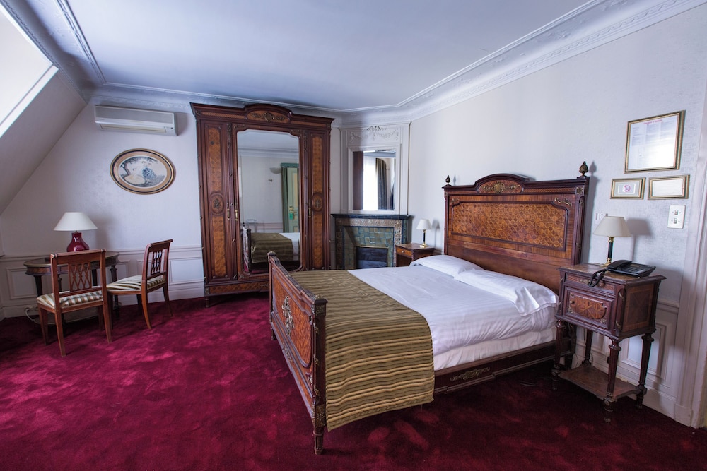 SUPERIOR, DOUBLE BED