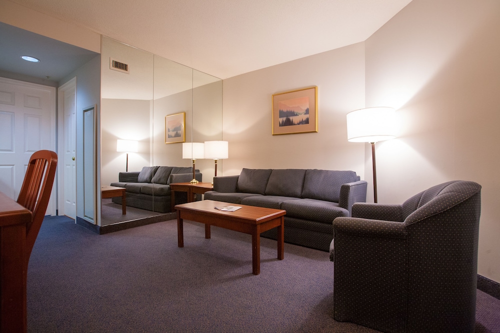 Rosedale On Robson Suite Hotel 25/45