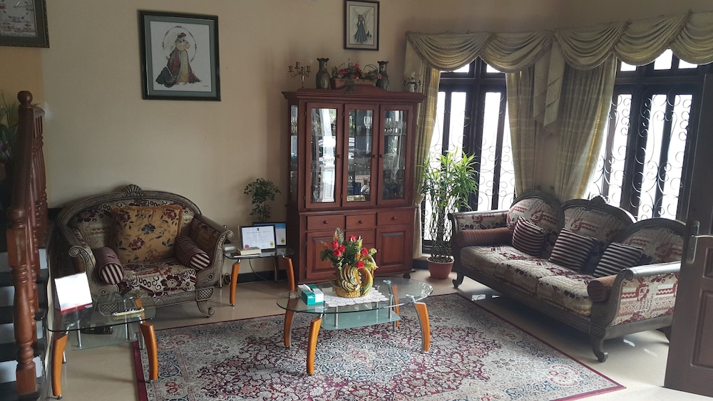 Resident View Homestay 16/33