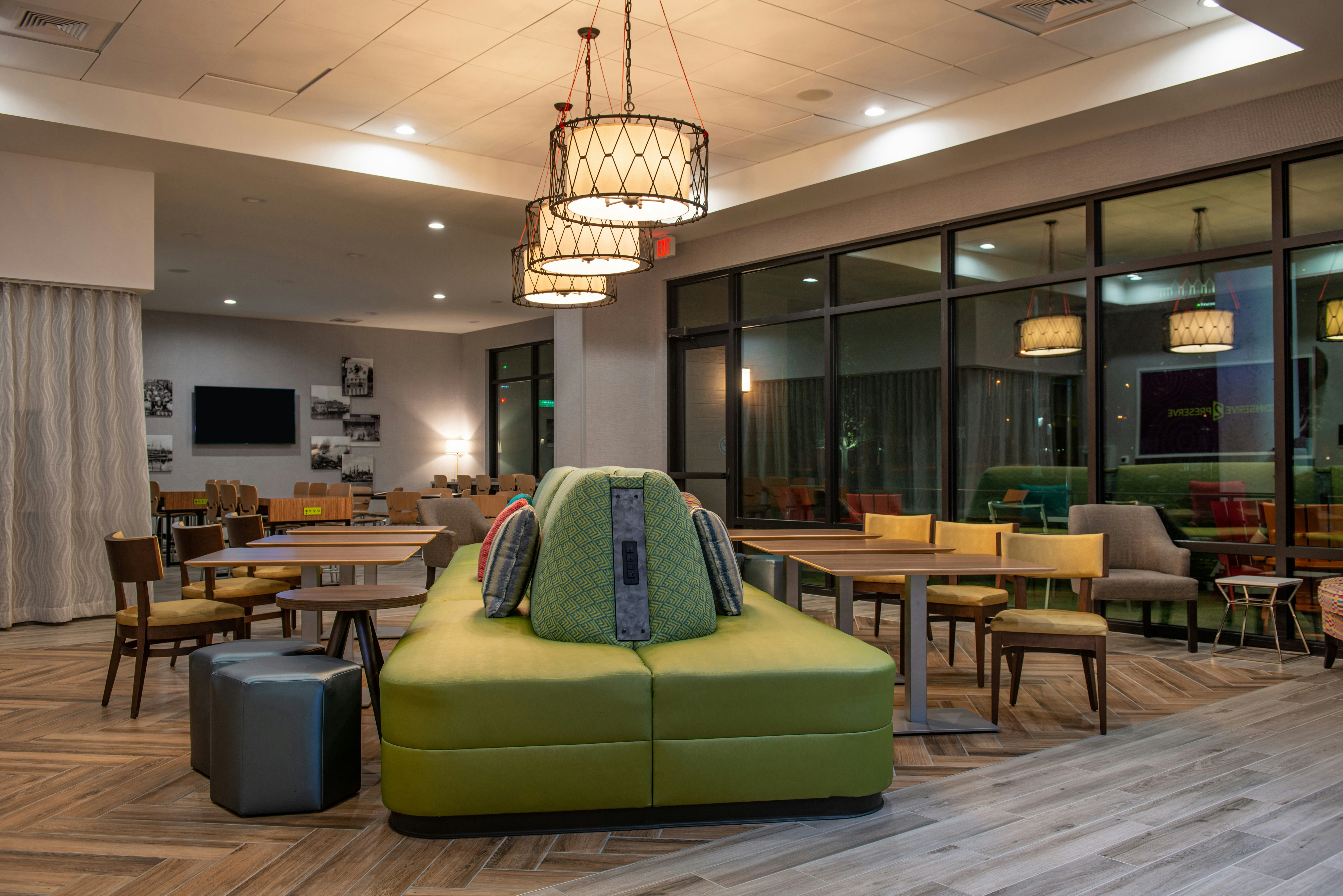 Home2 Suites By Hilton Tampa Downtown Channel District 46/73