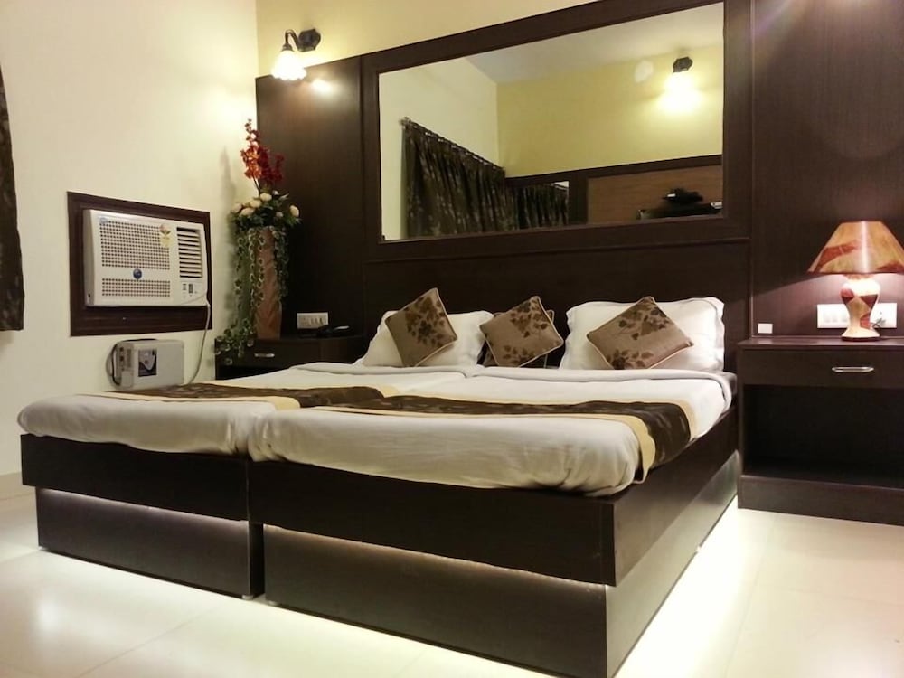 Hotel Varuna 22/46
