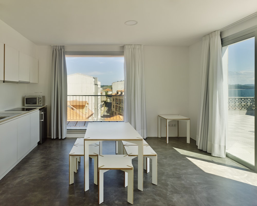 Albergue Bela Muxia 12/31