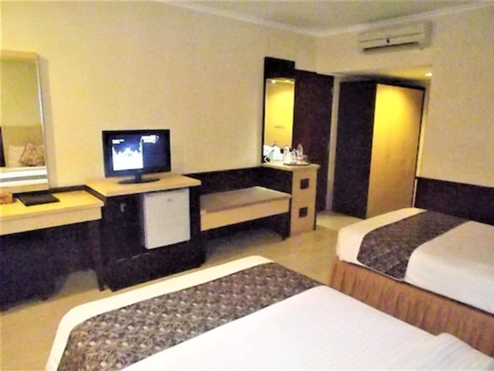 Mandarin Hotel Pekalongan 18/51