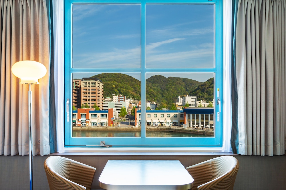 Premier Hotel Mojiko 55/71