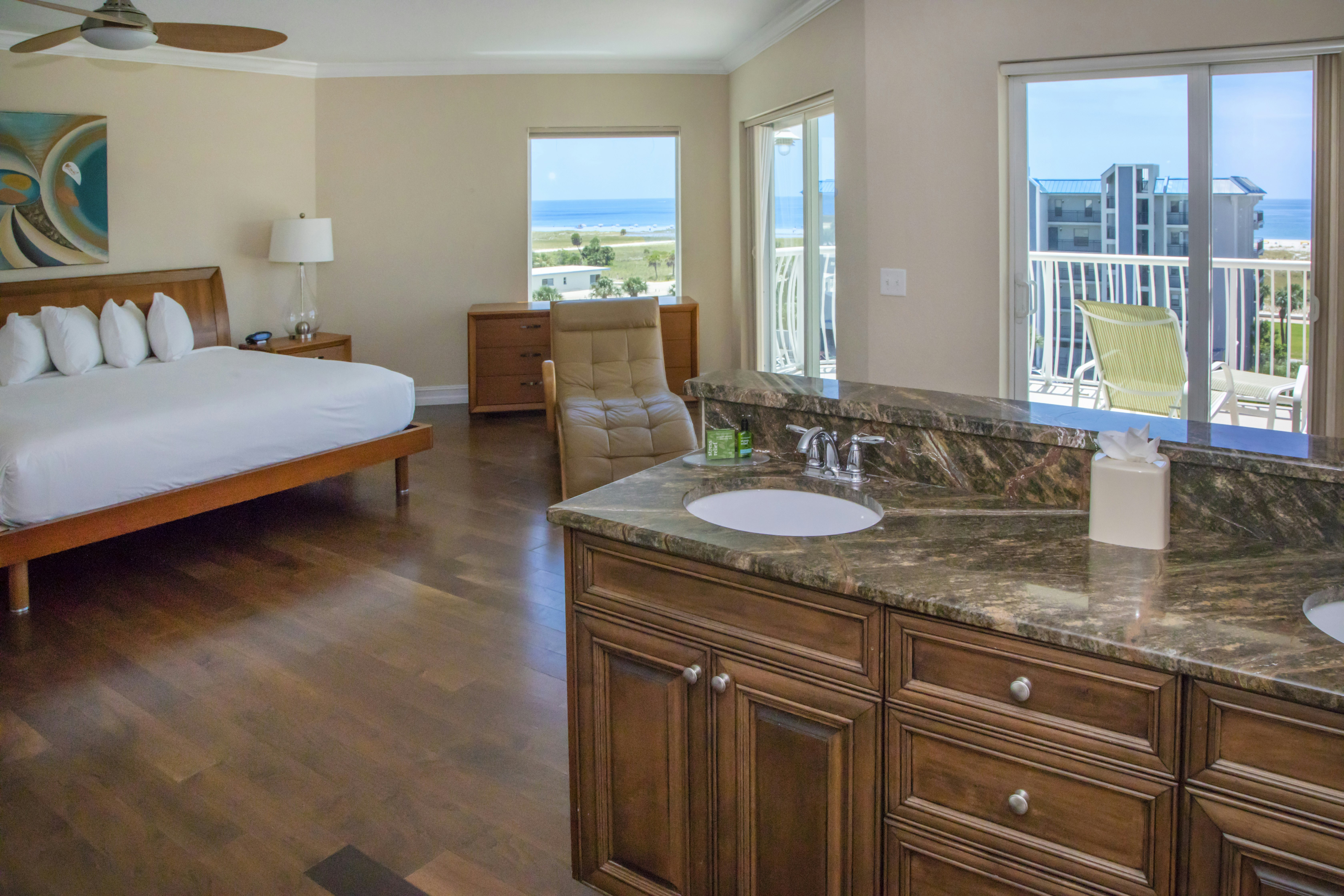 Crystal Palms Beach Resort 49/50