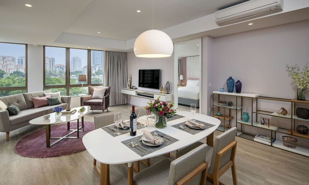 Lanson Place Winsland Residences 37/40