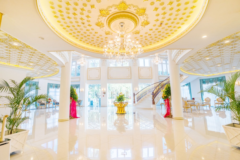 Lafaayette Luxury Suites Baguio 4/50