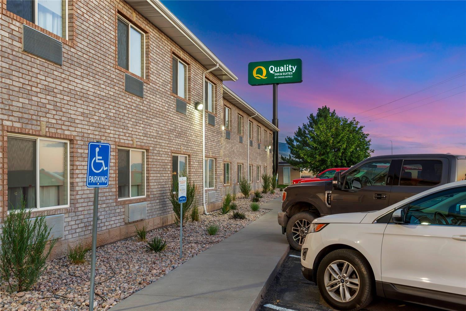 Quality Inn & Suites Fillmore I-15 34/40