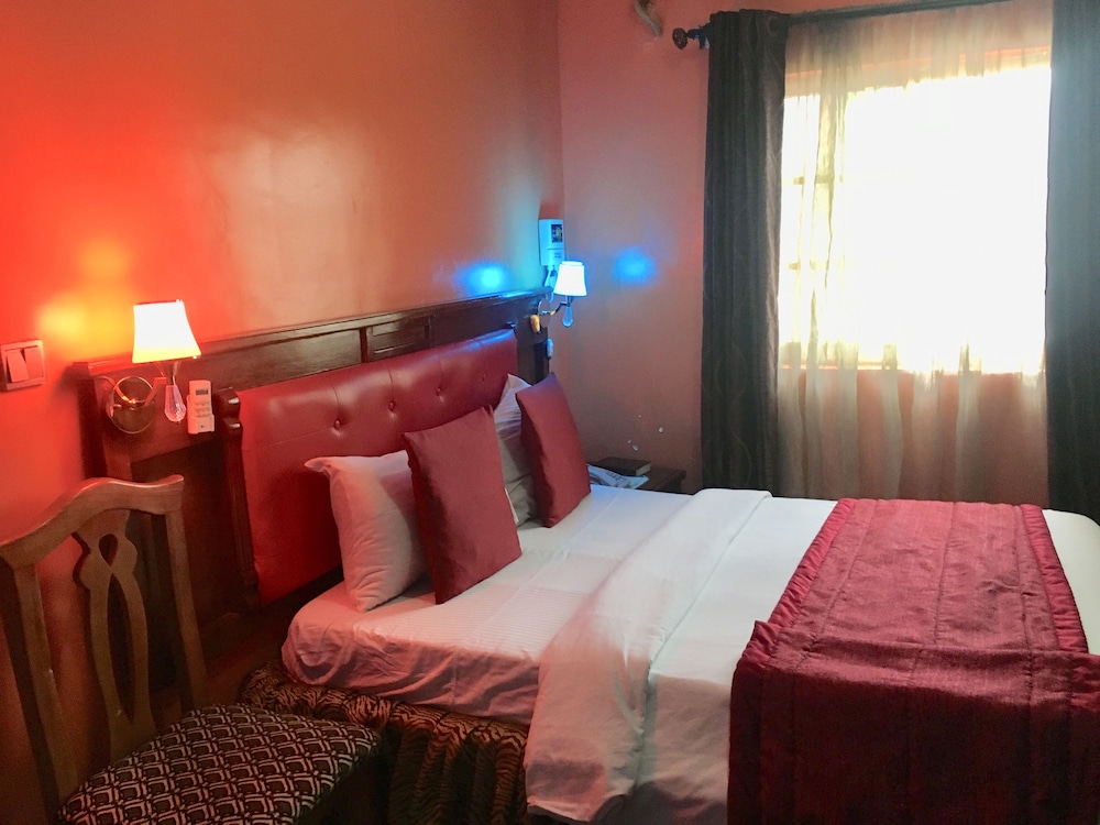 Definite Destiny Hotel 20/35