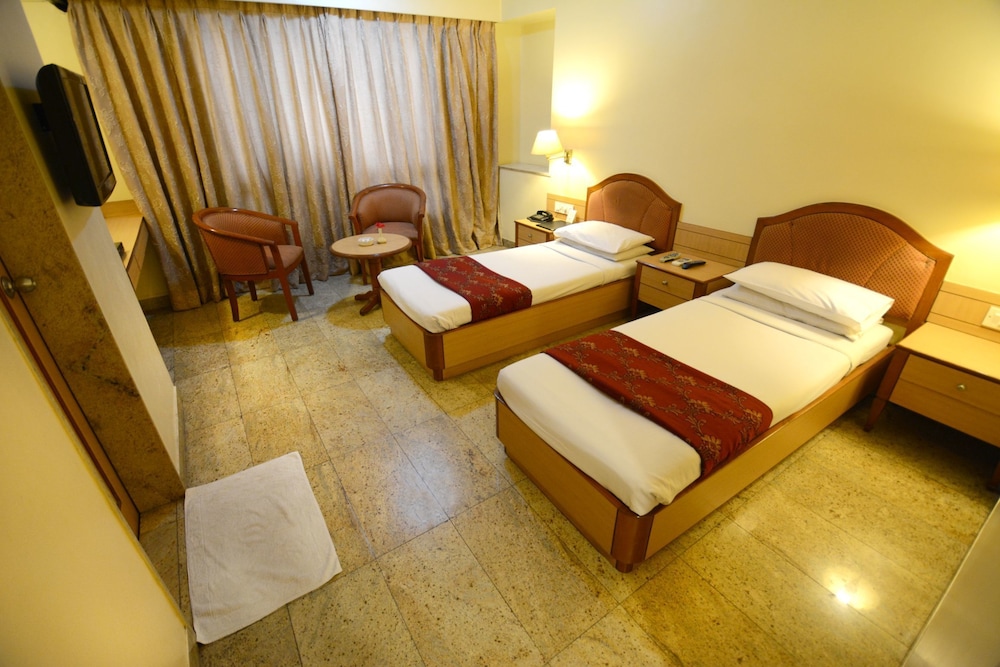 Hotel Samrat 19/40