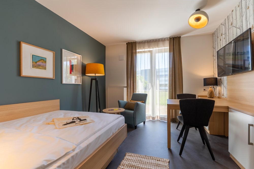 Room, Double Bed