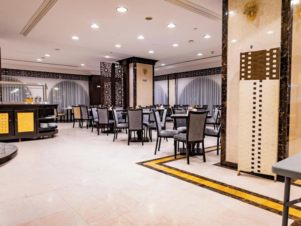 شركة المختارة العالمي للخدمات الفندقية شخص واحد(Al Mukhtara International Hotel) 44/47
