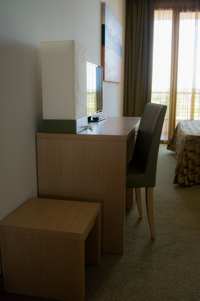 Castel Martini Wellness And Business Hotel 23/31
