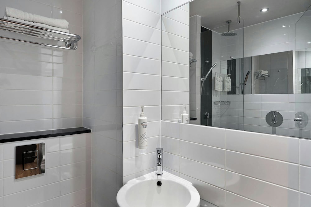 غرفة قياسية بسرير مزدوج، Four Points Flex by Sheraton Cardiff 5/6