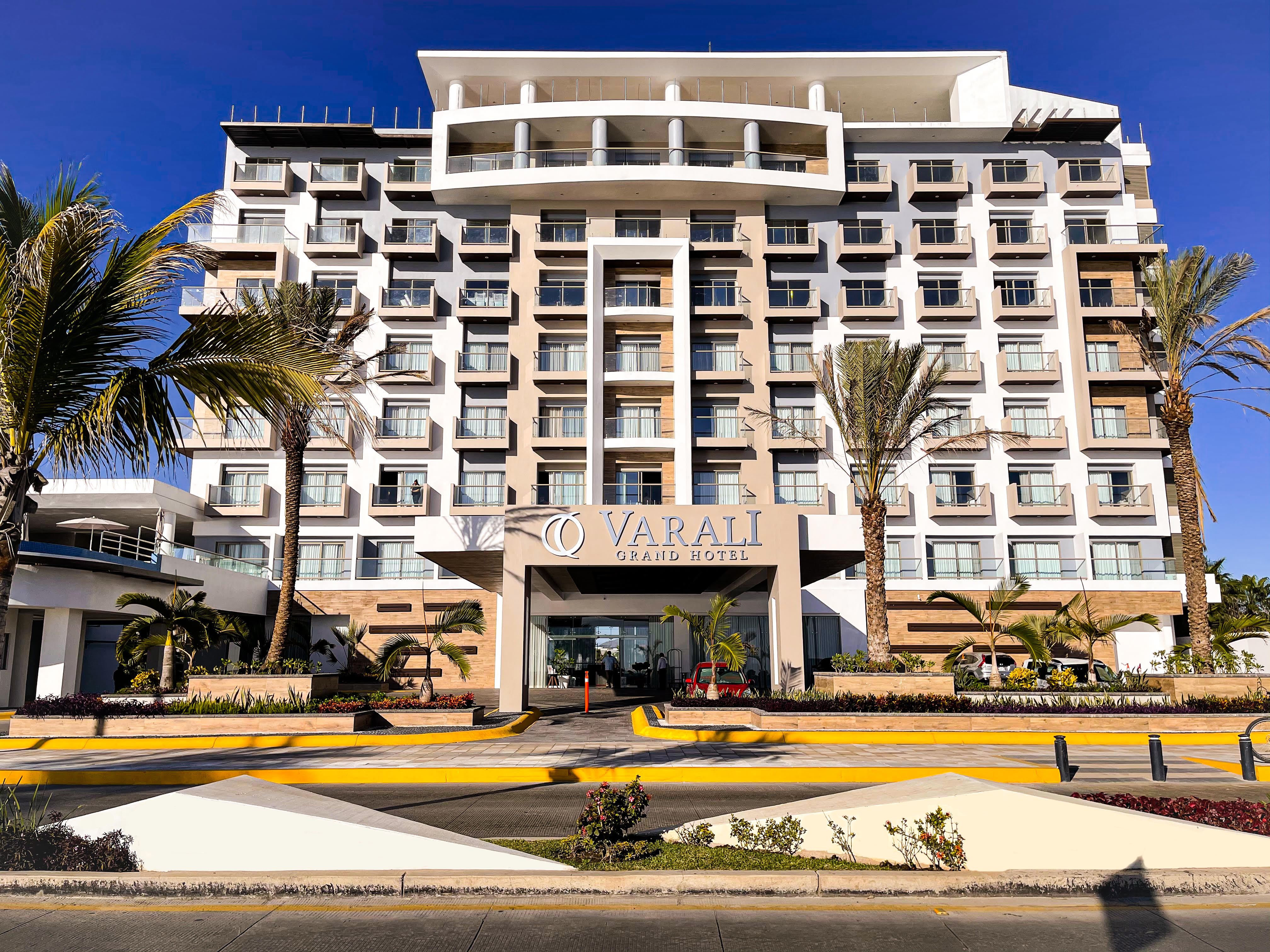Varali Grand Hotel 3/33