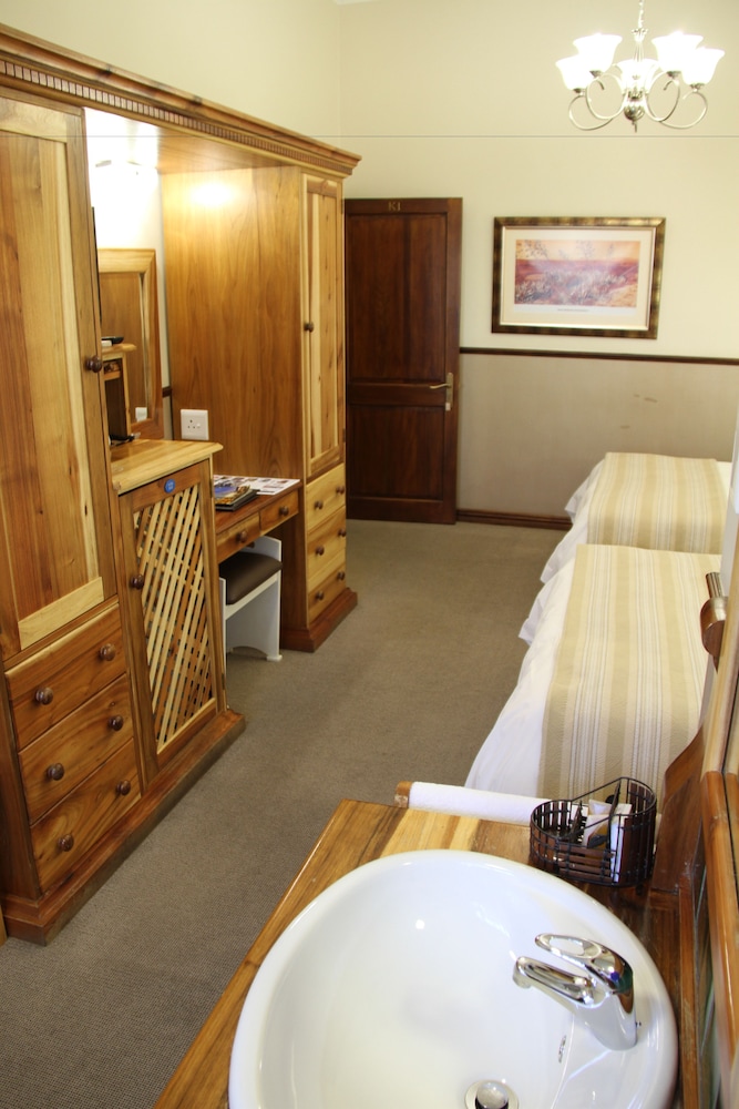 Turnberry Boutique Hotel 37/49