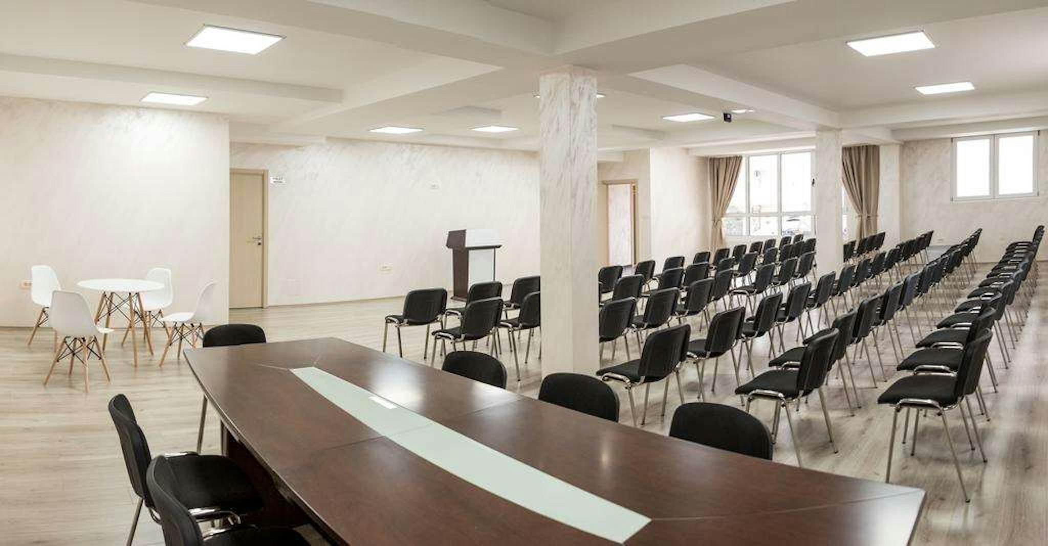 Hotel Crnogorska Kuca 36/45