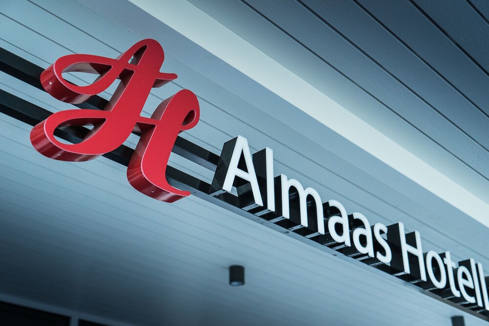 Almaas Hotell Stord AS 23/42