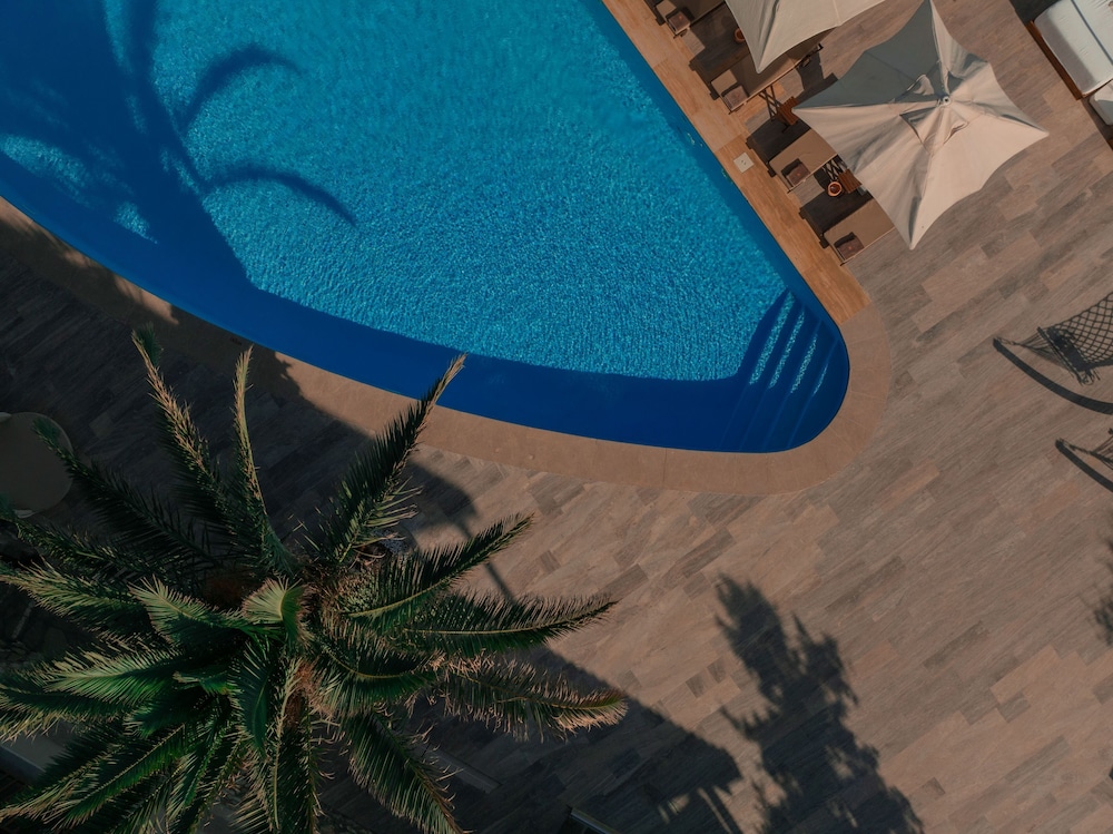 Sarpedor Boutique Hotel 24/48
